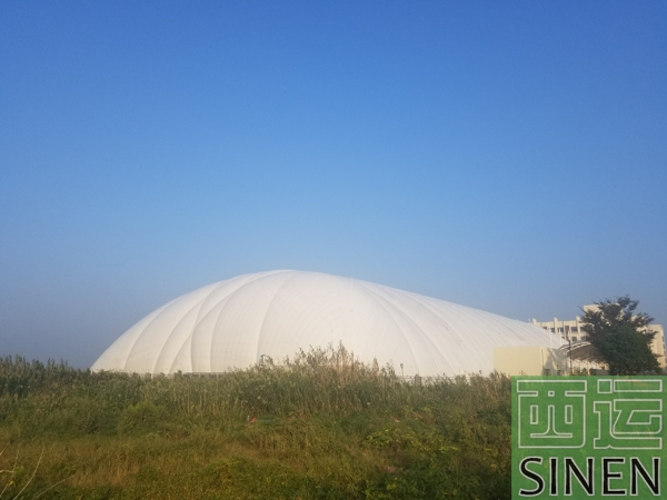 常州威雅公学充气膜.jpg